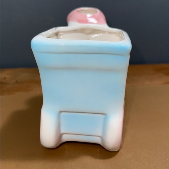 Vintage ceramic choo choo train nursery planter made in Japan by Relpo - Picture 4 of 10